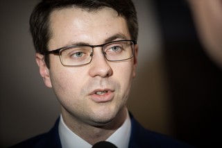 Müller: UE w momencie, gdy mamy kryzys, zajmuje się politycznymi gierkami