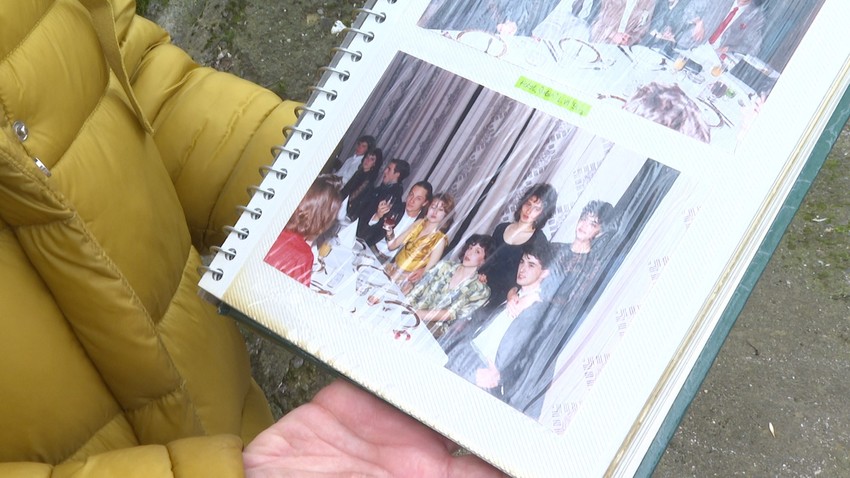 Vojinova drugarica nam je pokazala slike sa mature