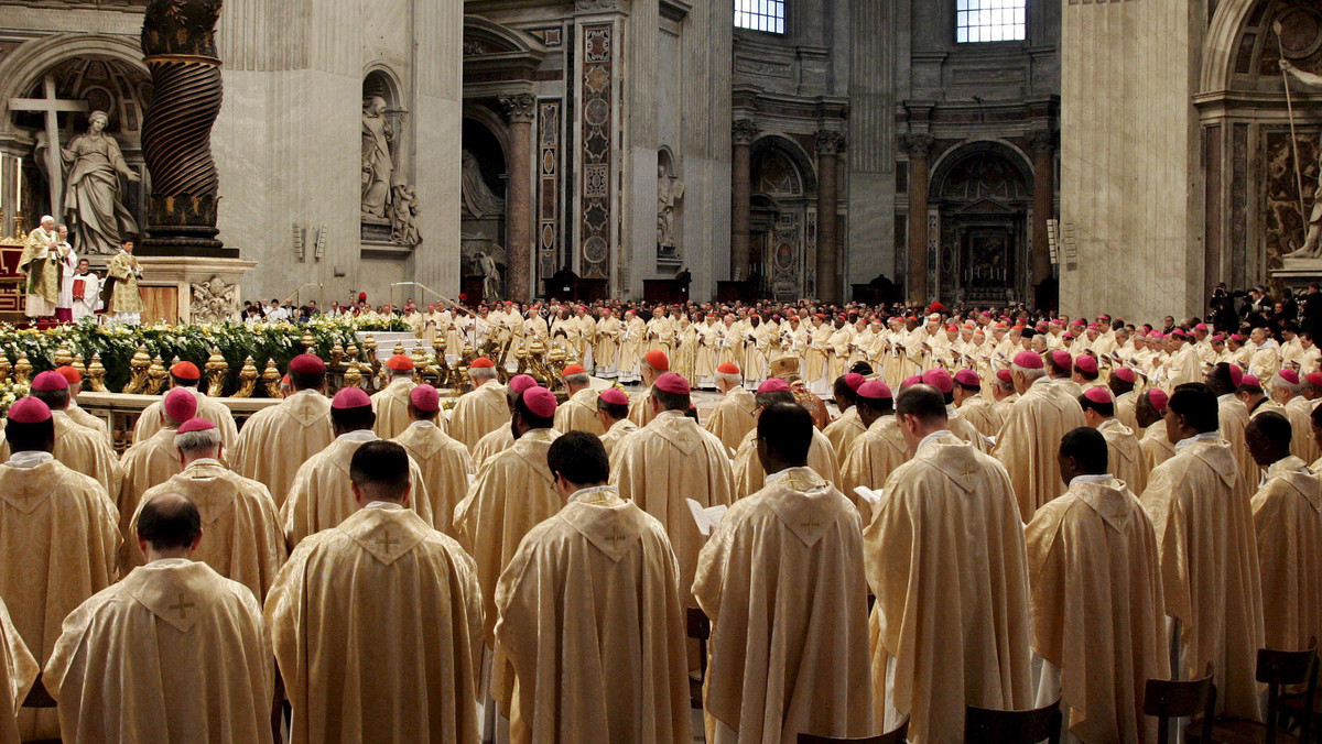 Watykan chce zmusić katolickie seminaria, by wprowadziły nakaz sprawdzania, czy klerycy nie są homoseksualistami.