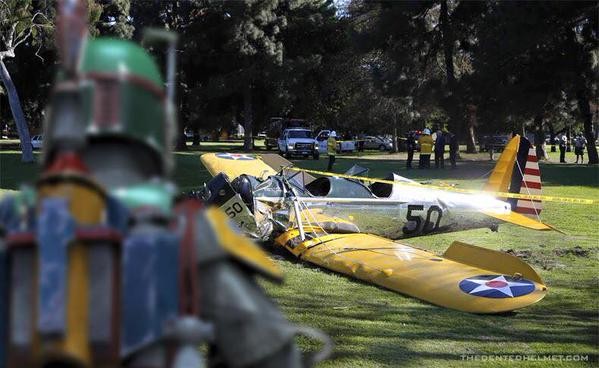 Wypadek Harrisona Forda w memach