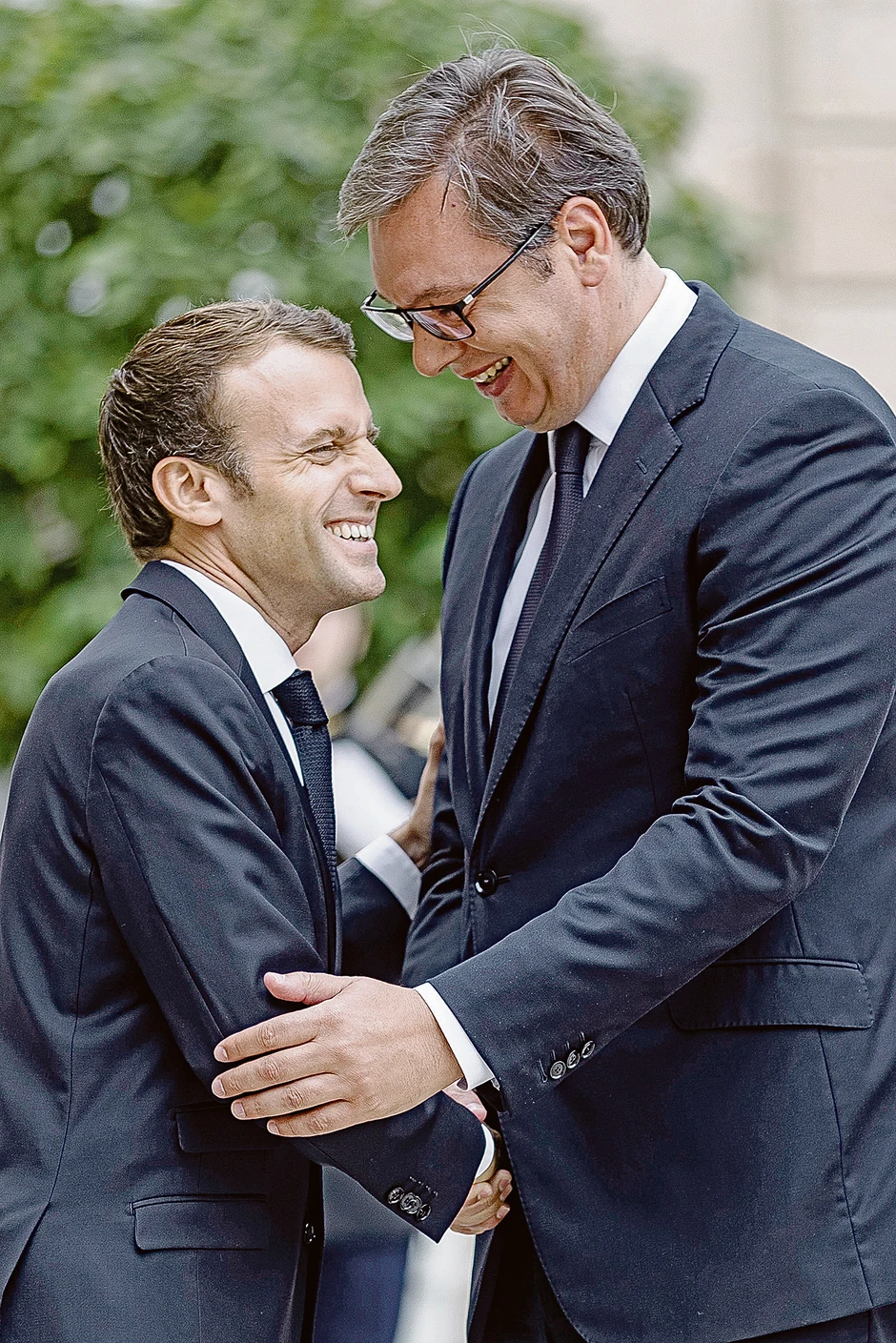 Makron i Vučić razgovaraće u nedelju u Parizu, a onda opet početkom septembra, kada francuski predsednik dolazi u Srbiju