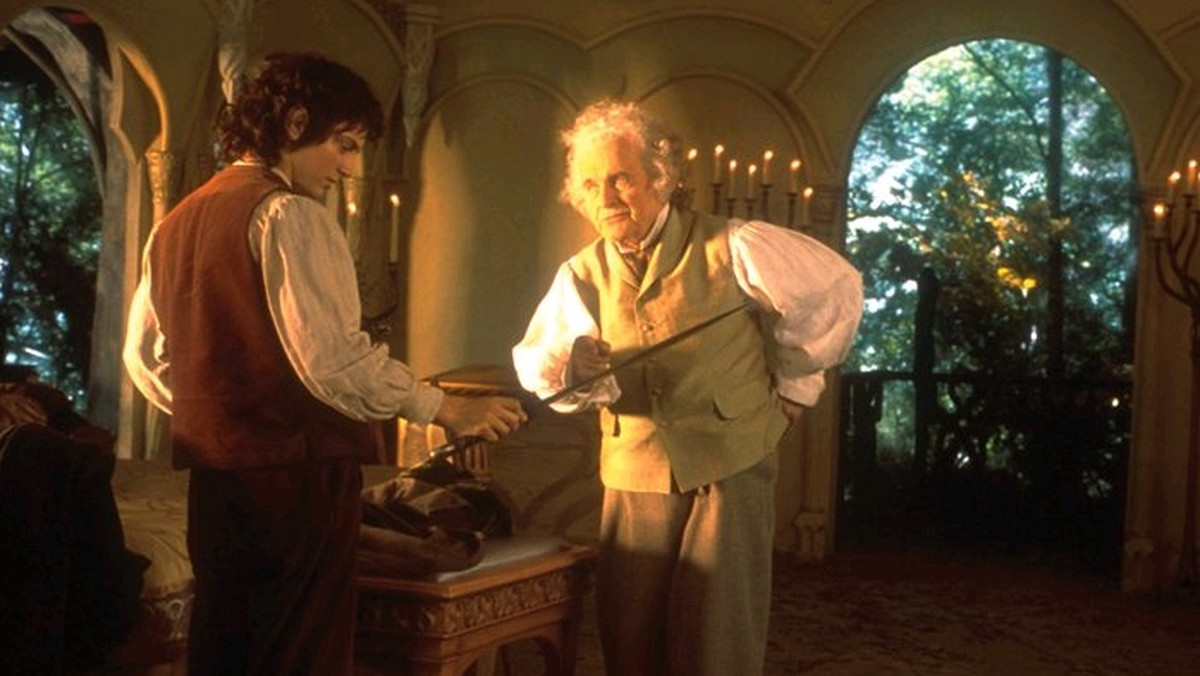 Twórca filmowej adaptacji "Władcy Pierścieni", Nowozelandczyk Peter Jackson zekranizuje inne tolkienowskie dzieło, "Hobbita", tworząc dwa osobne filmy. Trafią one do kin w latach 2012-2013.