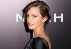 Emma Watson będzie piękną w ramionach bestii