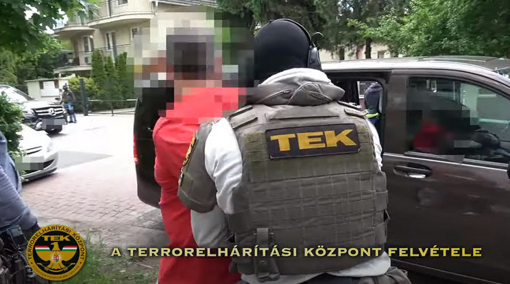 Videón Tasnádi Péter és társainak elfogásáról / Fotó: police.hu