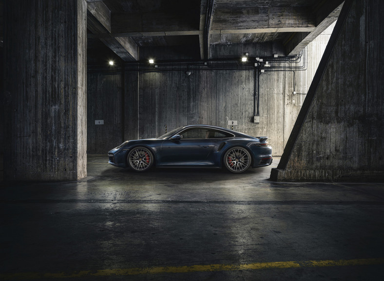 Porsche 911 Turbo (992)