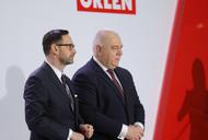 Prezes zarządu PKN ORLEN Daniel Obajtek i wicepremier, minister aktywów państwowych Jacek Sasin.