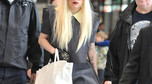 Lady Gaga na lotnisku w Japonii
