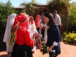 Dobieranie stylizacji staje się problemem? Mniej i bardziej udane zestawy księżnej Meghan z wizyty w Maroku. FOTO