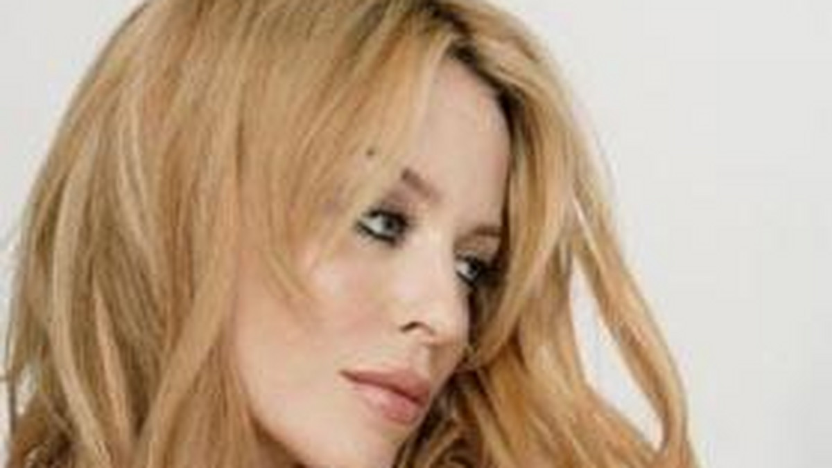 Kylie Minogue zapewnia, że nie wróciła do Oliviera Martineza, z którym na razie nie potrafi się nawet przyjaźnić.