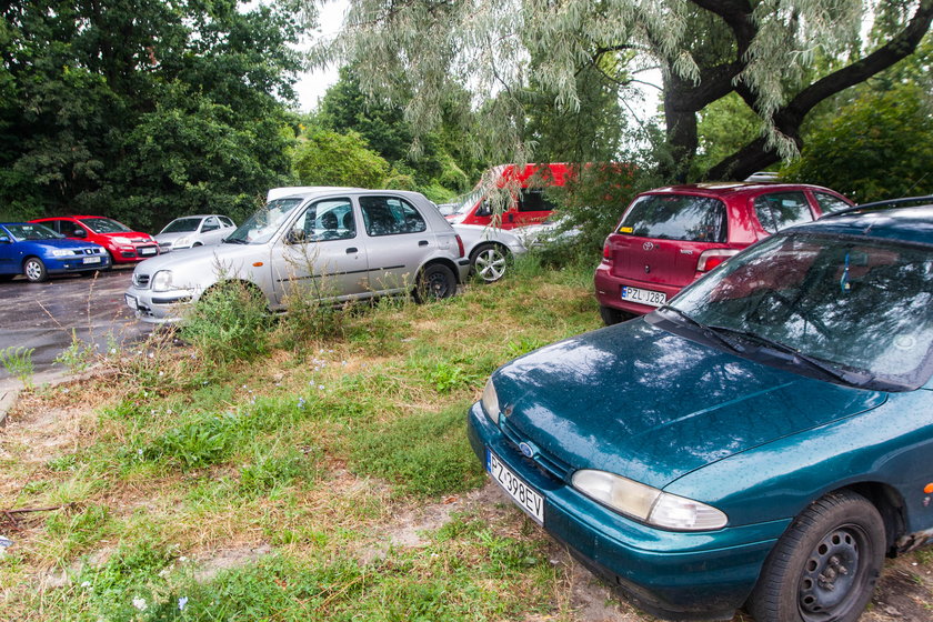 Urzędnicy zabiorą darmowe miejsca parkingowe