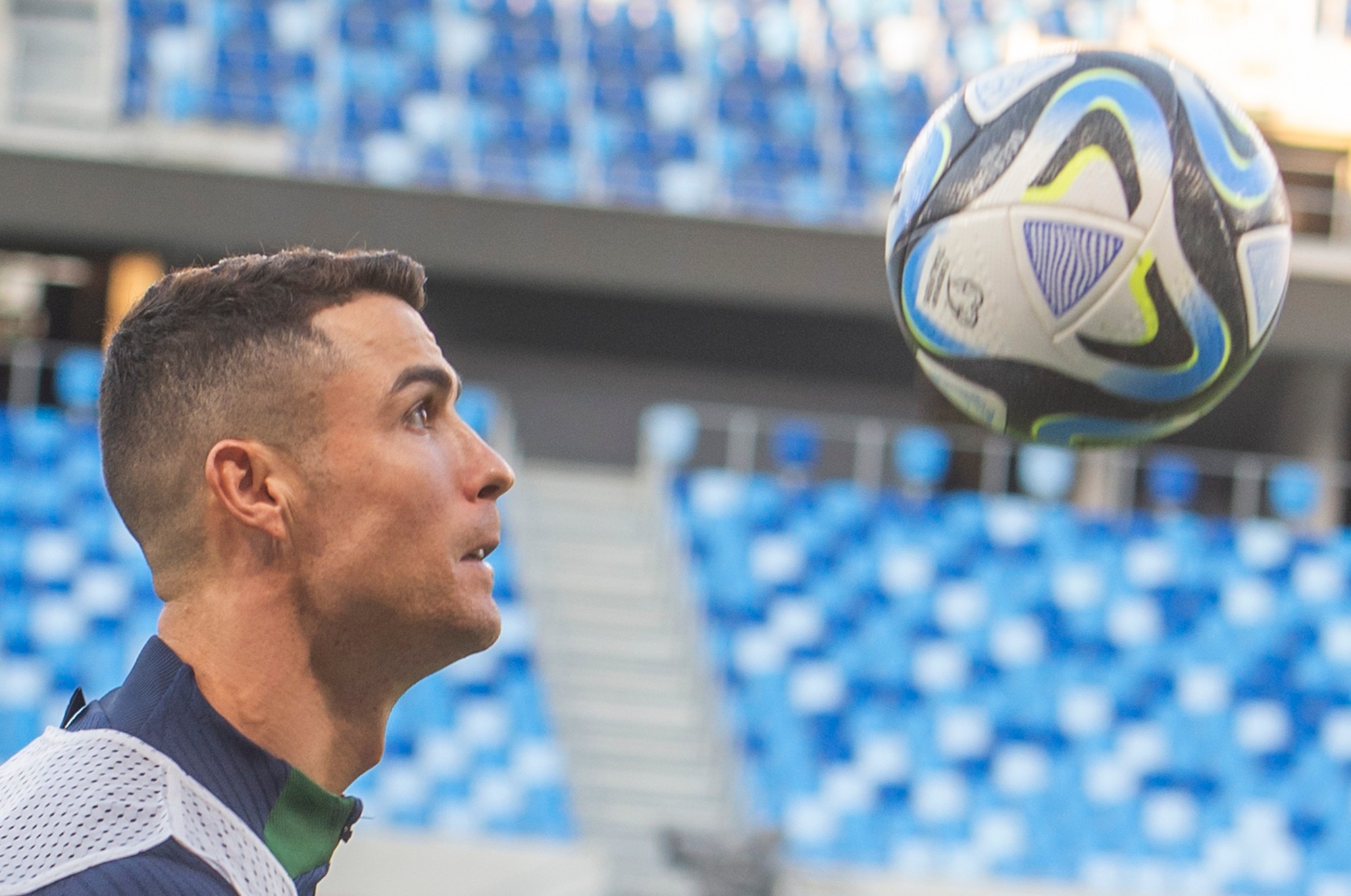 Portugalský futbalista Cristiano Ronaldo počas tréningu v Bratislave.