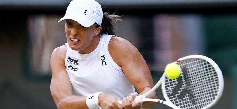 Sport w TV w czwartek 10 lipca. Świątek gra o finał Wimbledonu. Gdzie obejrzeć na żywo?