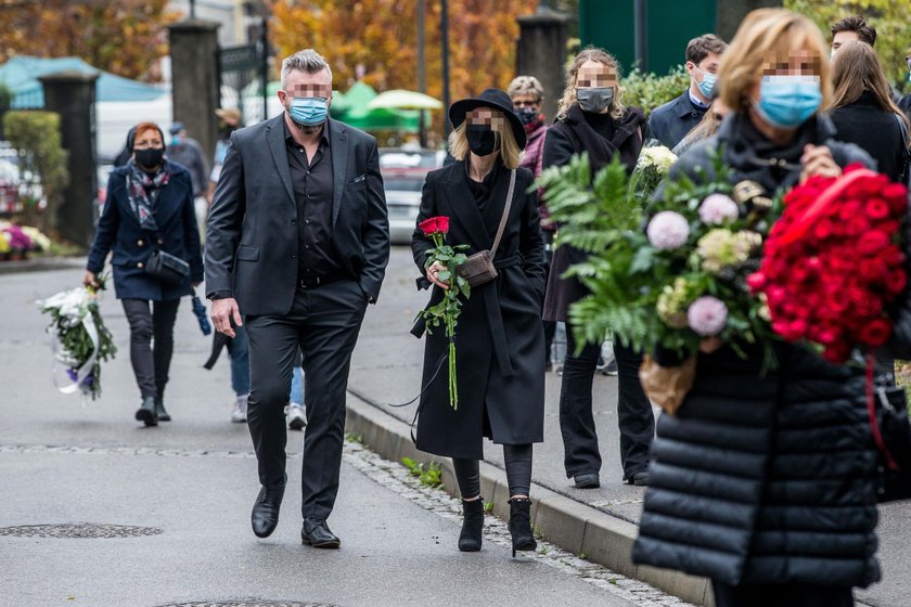 Pogrzeb Dariusza Gnatowskiego Aktor Pochowany W Krakowie 6939