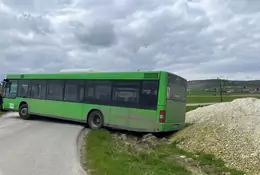 W krótkim czasie trzy razy zjechał autobusem z drogi. Zaskakujące wytłumaczenie