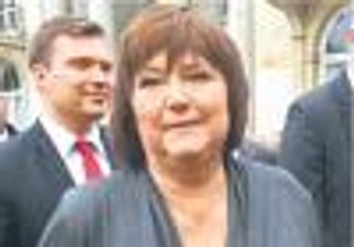 Wybory prezydenckie: Kampania ma twarz kobiety