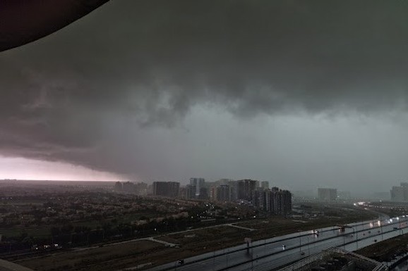 OTKRIVEN UZROK EPSKE POPLAVE U DUBAIJU! Stručnjaci zabrinuti, jedna stvar dovela do KATASTROFE: "Ovome je posvećeno malo pažnje" (FOTO, VIDEO)