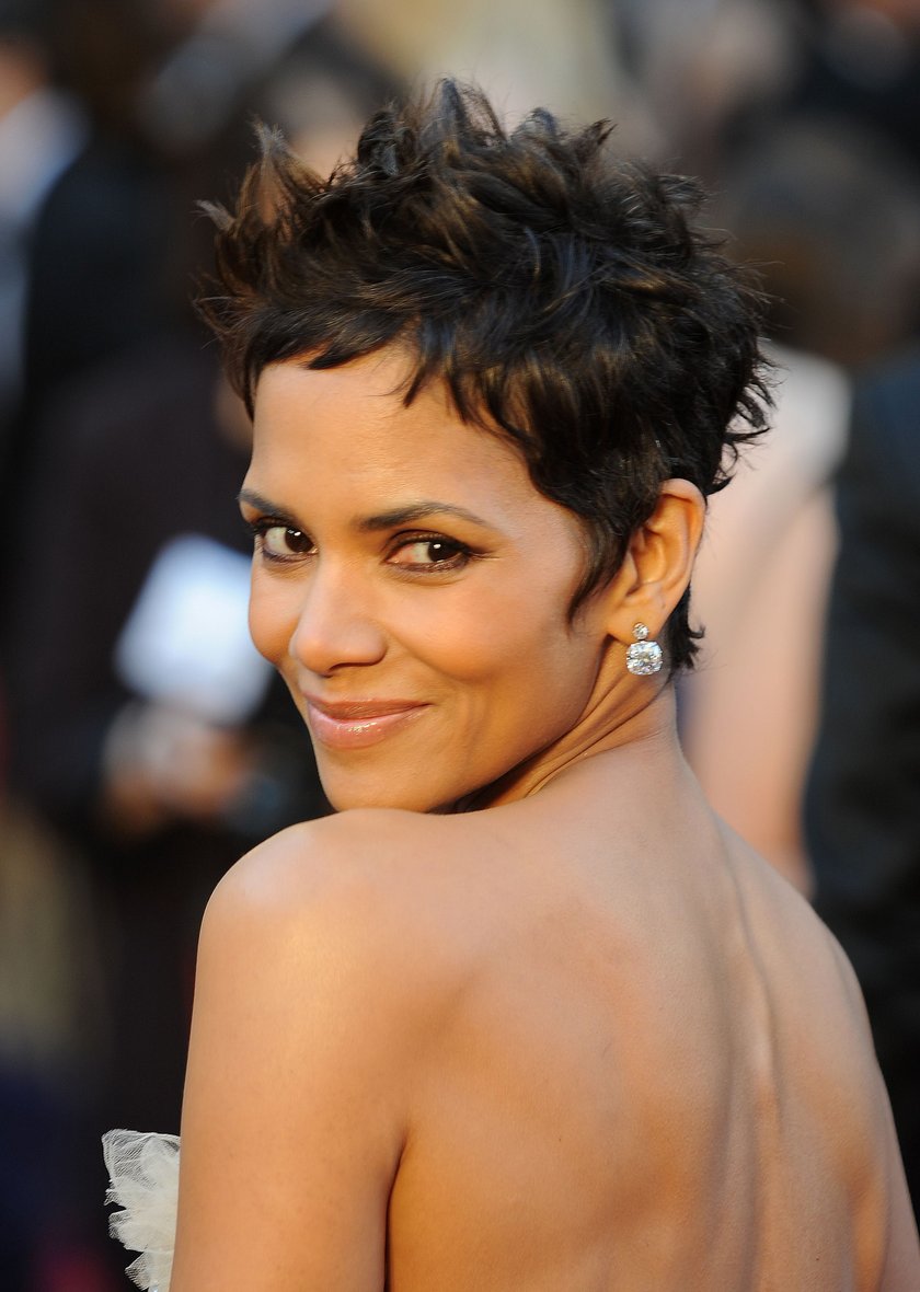 Halle Berry ma nową fryzurę