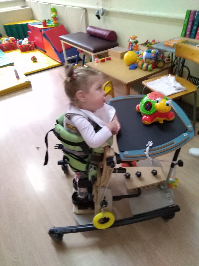 Mia Žikić iz Paraćina ima četiri godine i veci deo zivota provela je u bolnici