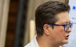 Tusk zapowiada skrócony tydzień pracy. Lubnauer ma pomysł na pilotaż