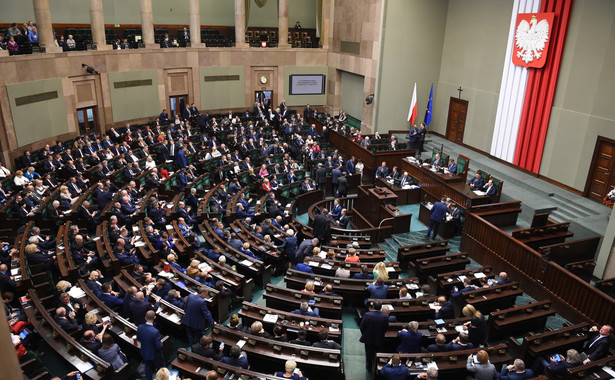Tyszka: Projekt zmian w ustawie o ustroju sądów został zdjęty z porządku obrad Sejmu