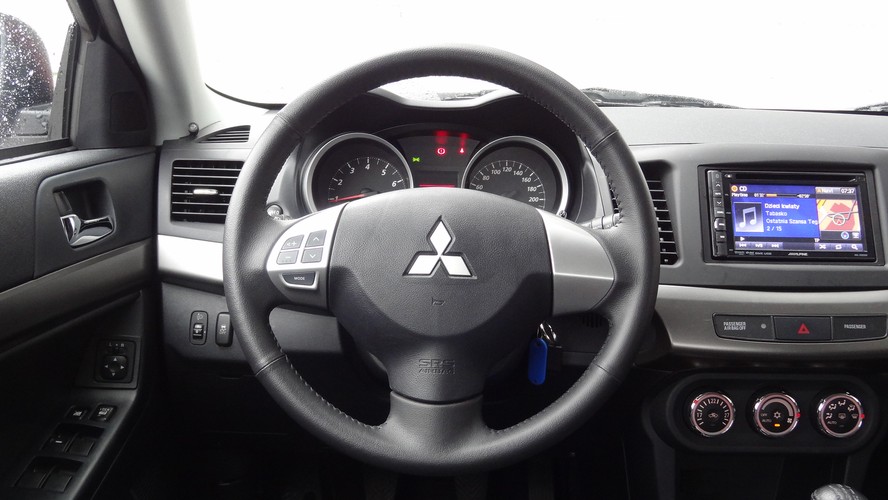 Mitsubishi lancer sportback