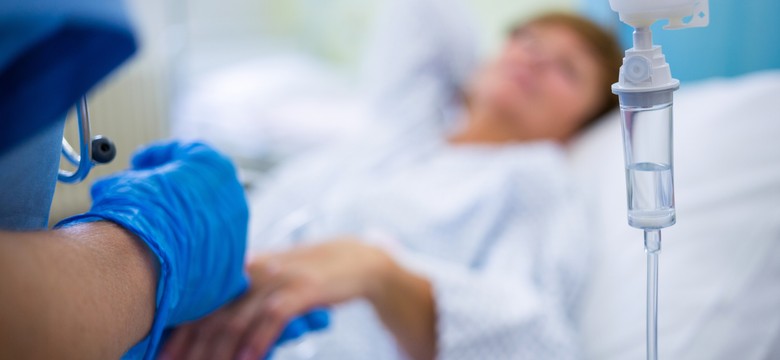 Skandal w hospicjum. Pielęgniarka zatrzymana. Podawała zawyżone dawki leków