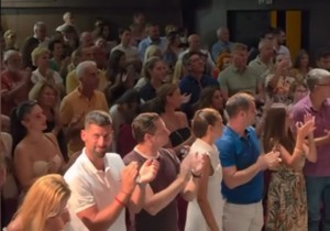 Novak Đoković na predstavi kod Miloša Bikovića