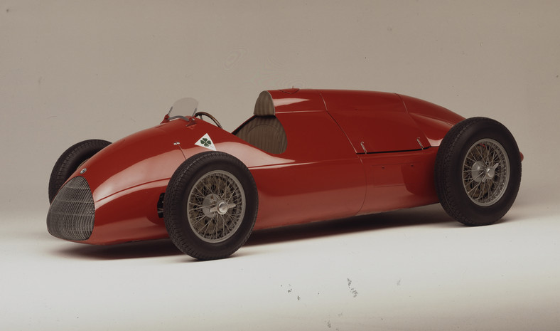 Alfa Romeo 512: 12-cylindrowy boxer