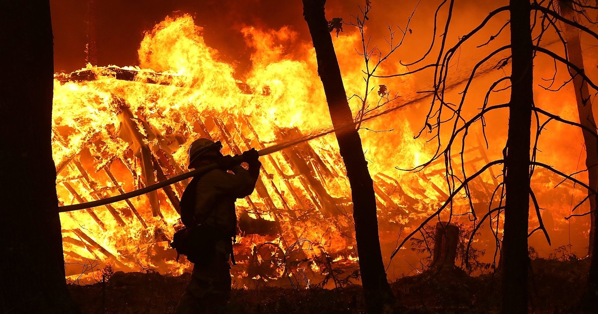 Climate change just claimed its first bankruptcy — PG&E succumbs to ...