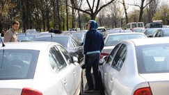 Automobil vam je oštećen na parkingu! Evo ko plaća štetu