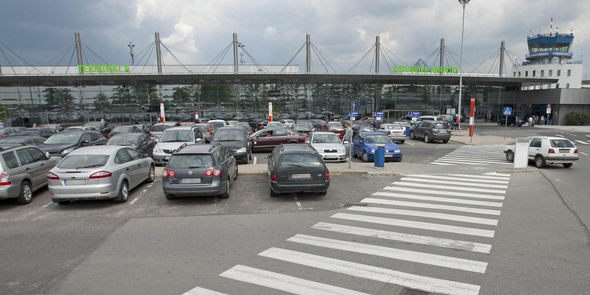 Parking przy lotnisku Pyrzowice