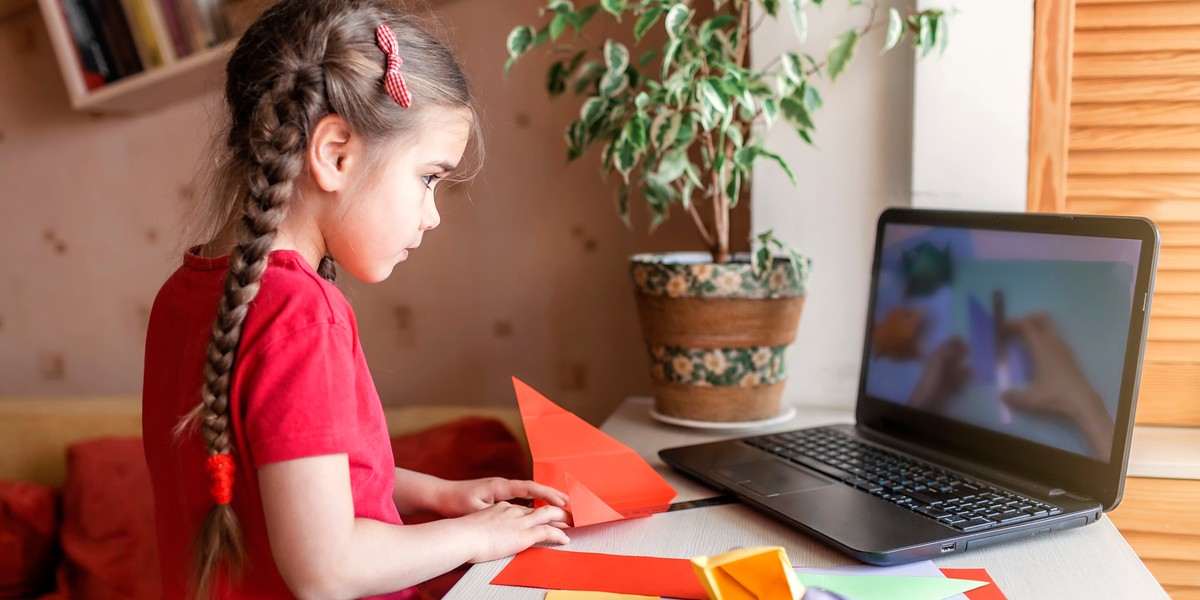 Zestawienie laptopów, które warto kupić dziecku na początku roku szkolnego