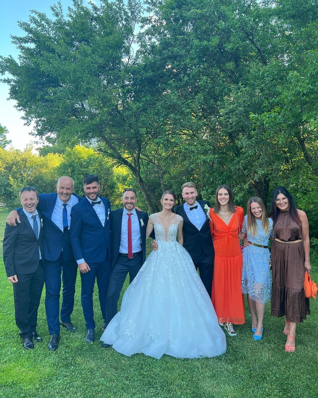 Petra Vlhová si cez víkend užila svadbu kondičného trénera Šimona Klimčíka.