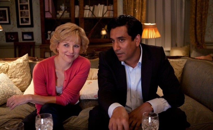 Naomi Watts i Naveen Andrews