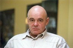 Stanisław Tym rzadko pojawia się publicznie. Zrobił wyjątek. Tak dziś wygląda [FOTO]