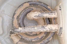 Zaboravite na sirće: Ovaj proizvod će da vam pomogne da uklonite kamenac iz kuvala za vodu