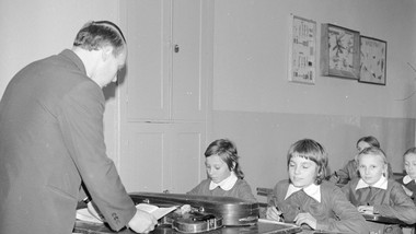 QUIZ: Pamiętasz szkołę w PRL? Sprawdź, czy zdasz ten test bez wpadki