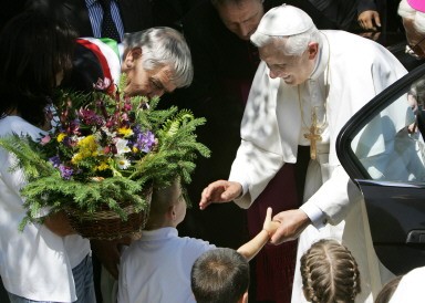 VATICAN-POPE-HOLIDAYS