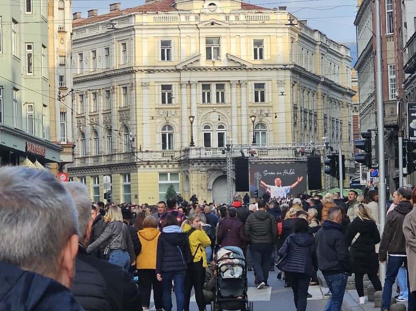 Okupljanje u čast Halidu Bešliću