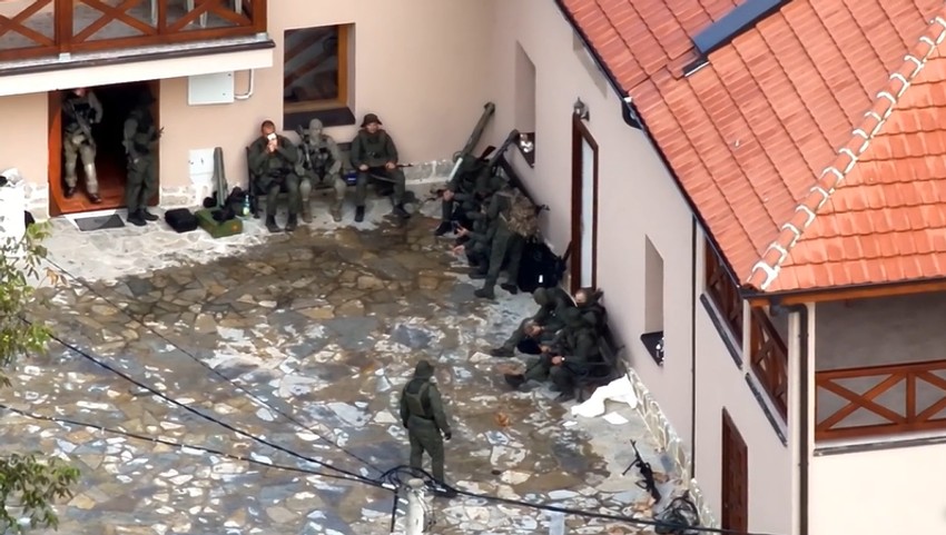 Svečlja je naveo da se na ovom snimku nalazi Milan Radoičić