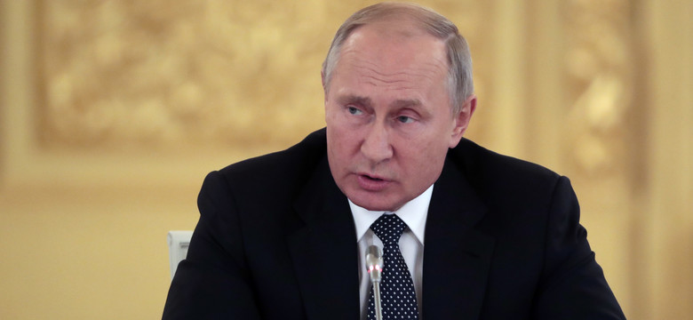 Коментар: Санкції проти України, або Кремль розігрує жертву