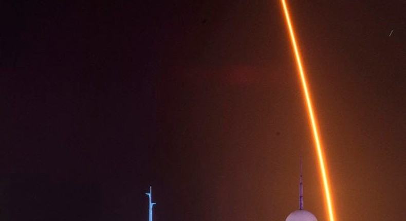 Disney photographers capture truly cinematic photos of SpaceX's Falcon ...