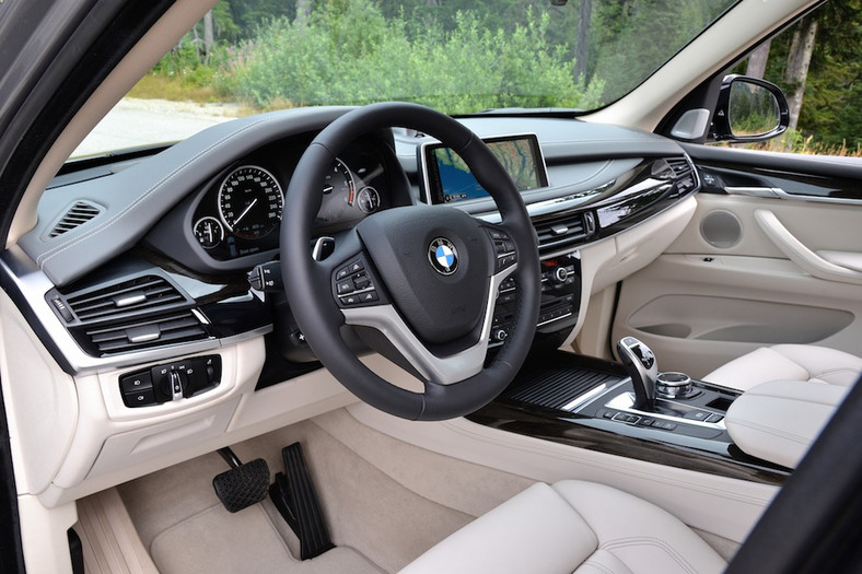 Kokpit nowego BMW X5