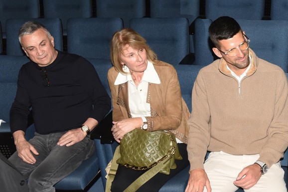 "Bako, nemoj te bezglutenske, DAJ NAM NORMALNE PALAČINKE!"  Dijana Đoković otkrila šta mali Stefan traži od nje: "Dođu kod nas da osete TOPLINU DOMA"