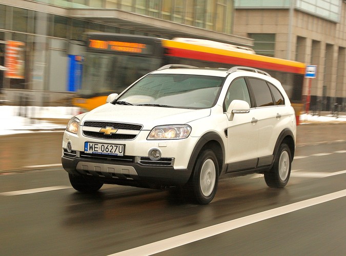 Chevrolet captiva z dwulitrowym 150-konnym turbodieslem
