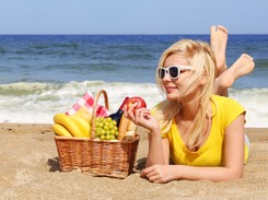 Dieteteczne wskazówki i przepisy, dzięki którym łatwiej przetrwasz upały