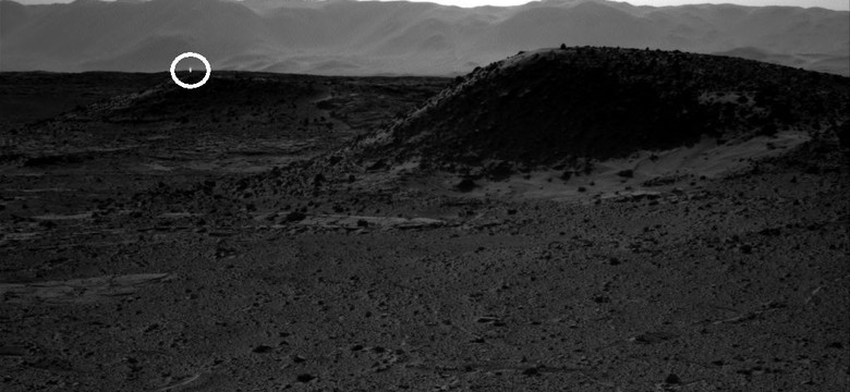 Curiosity znalazł na Marsie światło? To zdjęcie zelektryzowało świat