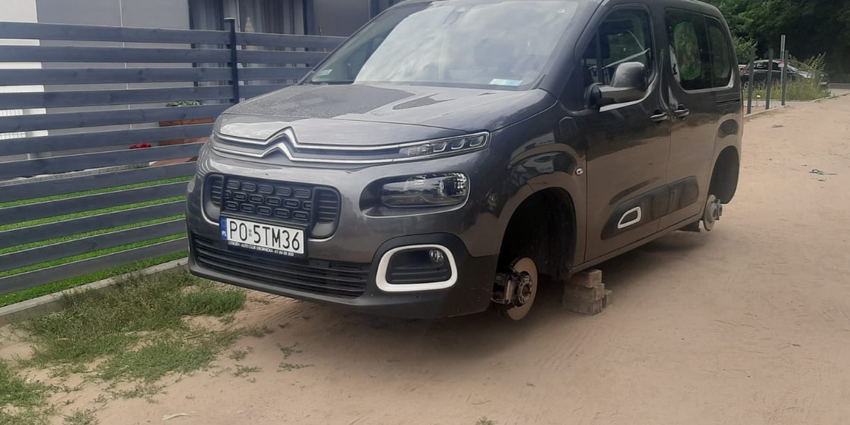 Złodziej ukradł samochód służący do transportu niepełnosprawnego Olka.