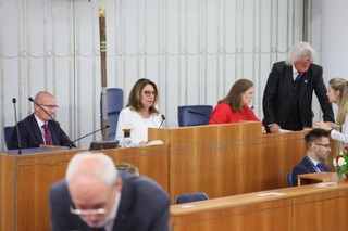 Ustawa o ochronie sygnalistów. Dziemianowicz-Bąk: Chcemy ratować życie. Senat zgłosił poprawki