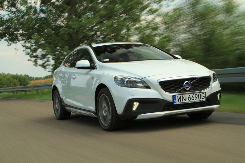 Volvo V40 Cross Country T3 - wysoka jakość w każdym detalu